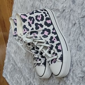 Converse Pink/White Leapord Print Platform Sneakers